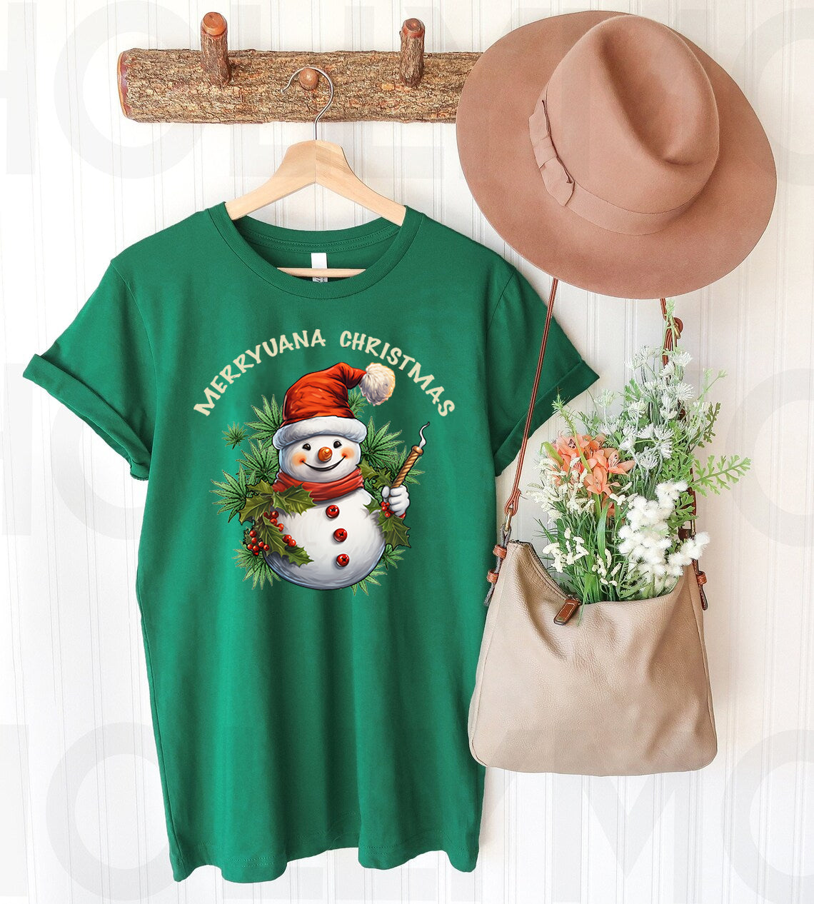 Merryuana Christmas Graphic Tee product image 1